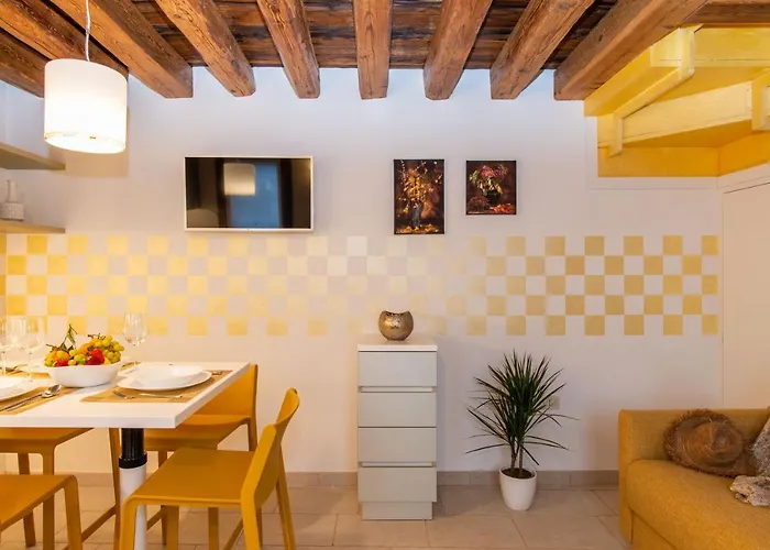 Tiffany Gold 펜션 부라노